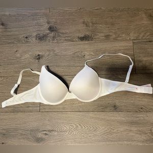 Pink Victoria’s Secret Push-up Bra 34C White